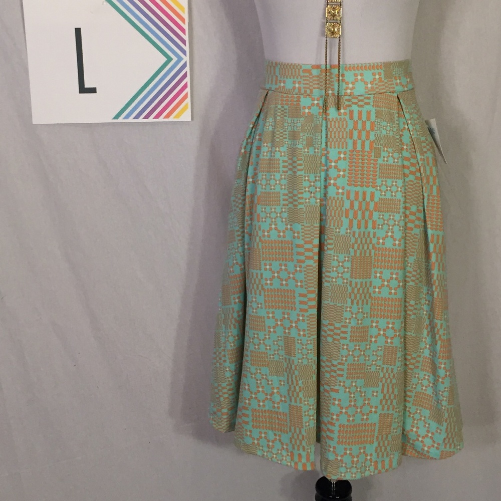 NWT LuLaRoe Madison Skirt